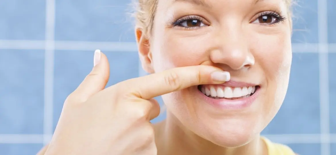 Encías retraídas, causas y tratamientos