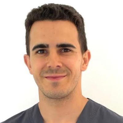 Dr Zenón Sosa Canal en Clínica Bajo Los Cristianos Tenerife Sur