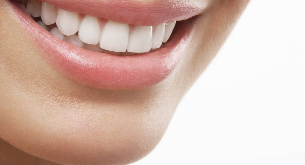 El color de los dientes: el blanco no existe